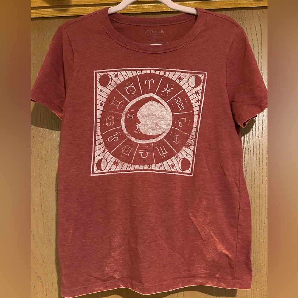 Zoe + Liv Rust Graphic Tee